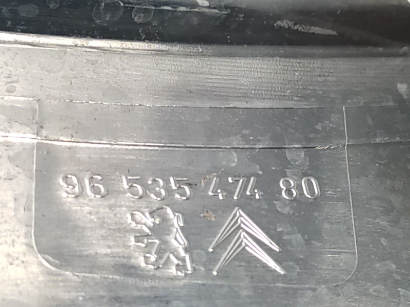 Recambio de piloto trasero derecho para citroën c4 picasso millenium referencia OEM IAM 9653547480 6351CA 