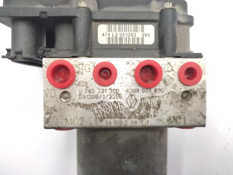 Abs 8200038695 0265231300 8200106247 - Renault Megane Ii Berlina 5p Confort Dynamique 4