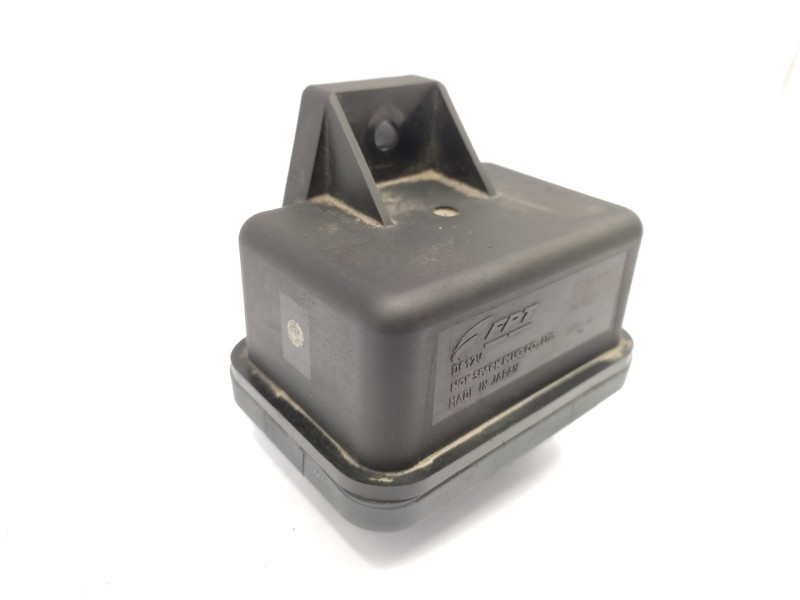 Caja Precalentamiento 55229840 95510812  - Opel Combo D 1.3 16v Cdti 2