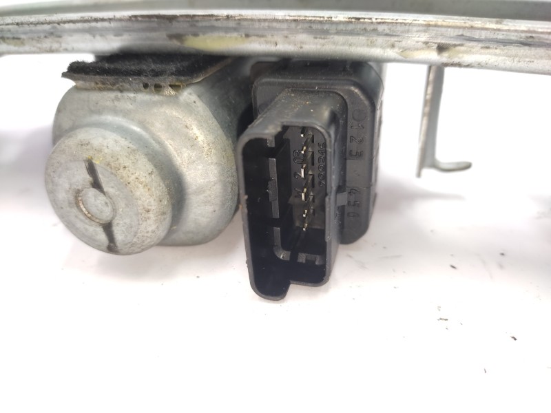 Elevalunas Trasero Derecho 8201010921  - Renault Megane Ii Berlina 5p Confort Dynamique 4