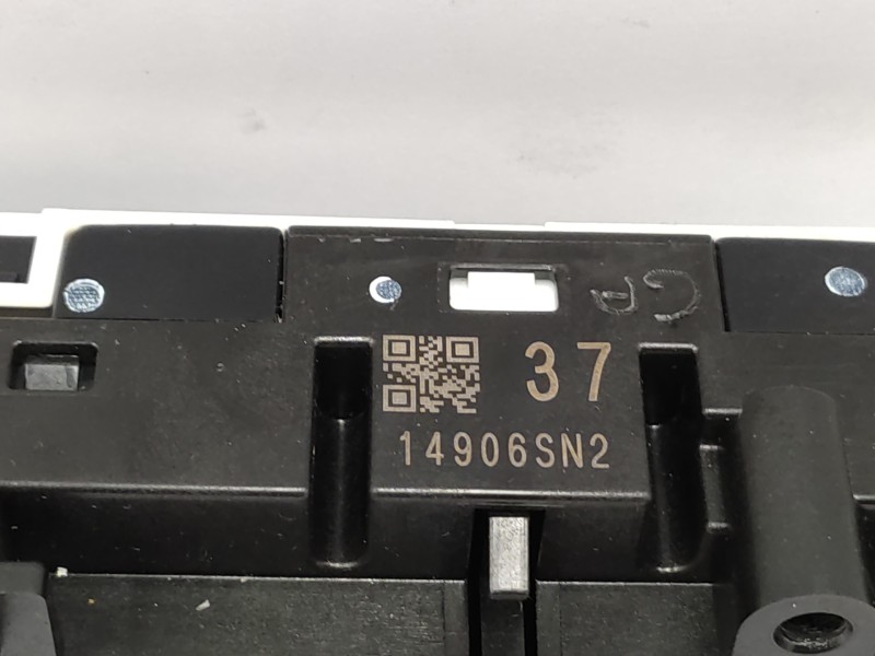 Mando Multifuncion 255604ea0e  - Nissan Pulsar (c13) 1.5 Turbodiesel Cat 4