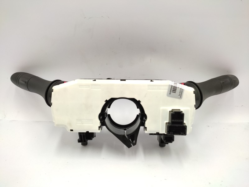 Mando Multifuncion 255604ea0e  - Nissan Pulsar (c13) 1.5 Turbodiesel Cat 5