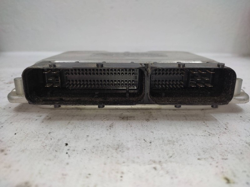 Recambio de centralita motor uce para volkswagen passat berlina (3b3) 1.9 tdi referencia OEM IAM 038906019EP 0281010701, 28SA535