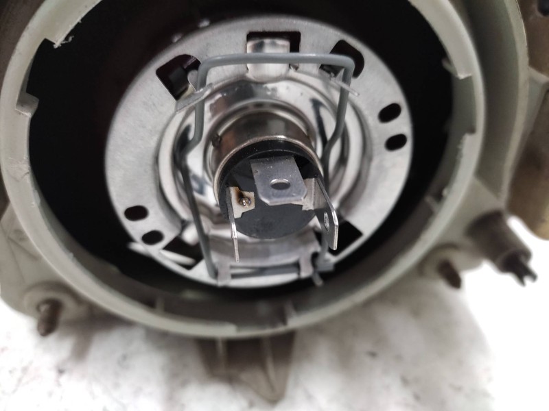 Faro Derecho 7701039725 T011295 085721ac 6001030167a  - Renault Rapid/express (f40) 1.0 3