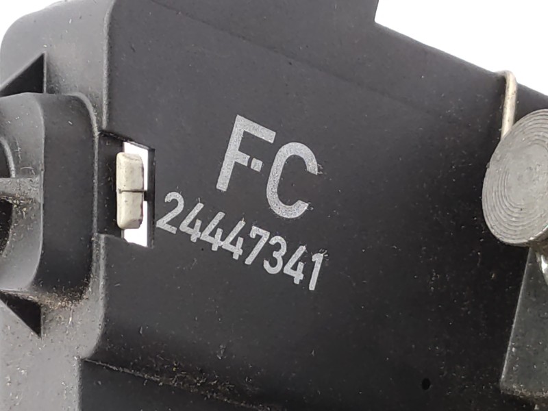 Cerradura Puerta Delantera Derecha 24447341  - Opel Vectra C Berlina 2.0 Dti 6