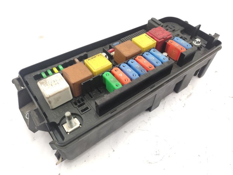 Caja Reles / Fusibles 13190370 519113005 93184292 - Opel Signum Elegance 2