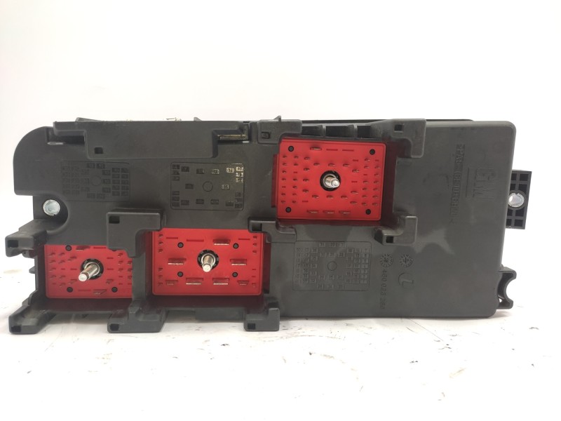 Caja Reles / Fusibles 13190370 519113005 93184292 - Opel Signum Elegance 4