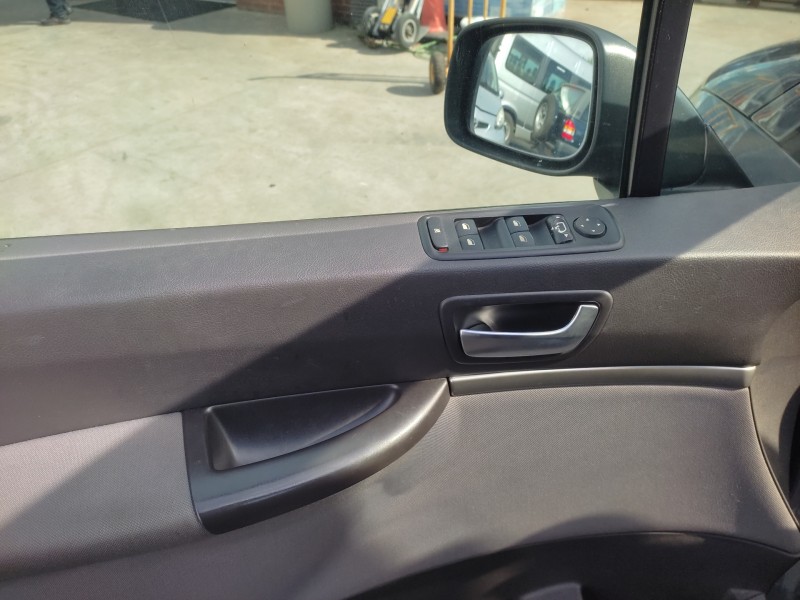 peugeot 807 del año 2007