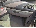 PEUGEOT 807