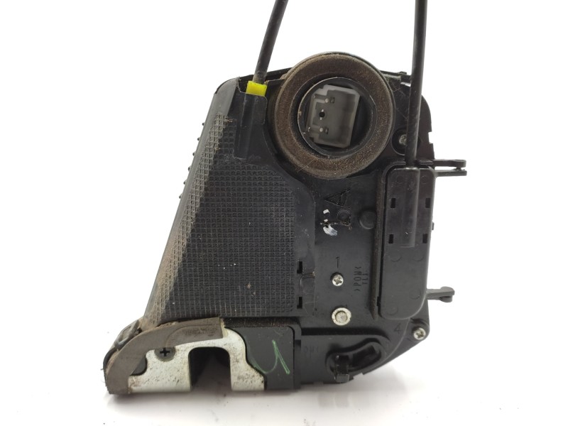 Cerradura Puerta Trasera Izquierda 6906047040  - Toyota Prius (nhw20) Basis 3