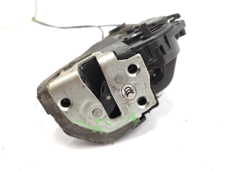 Cerradura Puerta Trasera Izquierda 6906047040  - Toyota Prius (nhw20) Basis 4