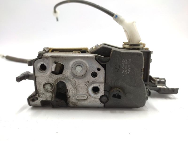 Cerradura Puerta Delantera Derecha 9138v4  - Peugeot 3008 Premium 3