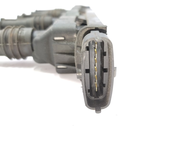 Bobina Encendido 0221503015 Bosch - Opel Corsa B Viva 5