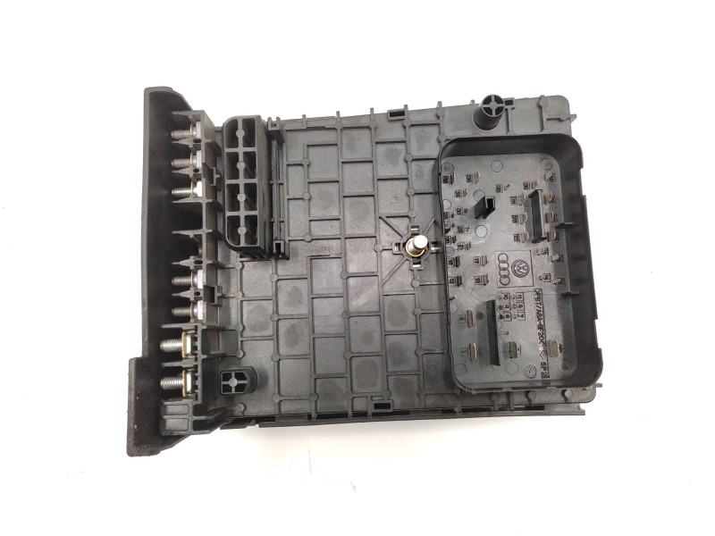 Caja Reles / Fusibles 3c0937125a  - Volkswagen Passat Berlina (3c2) 2.0 Tdi 8