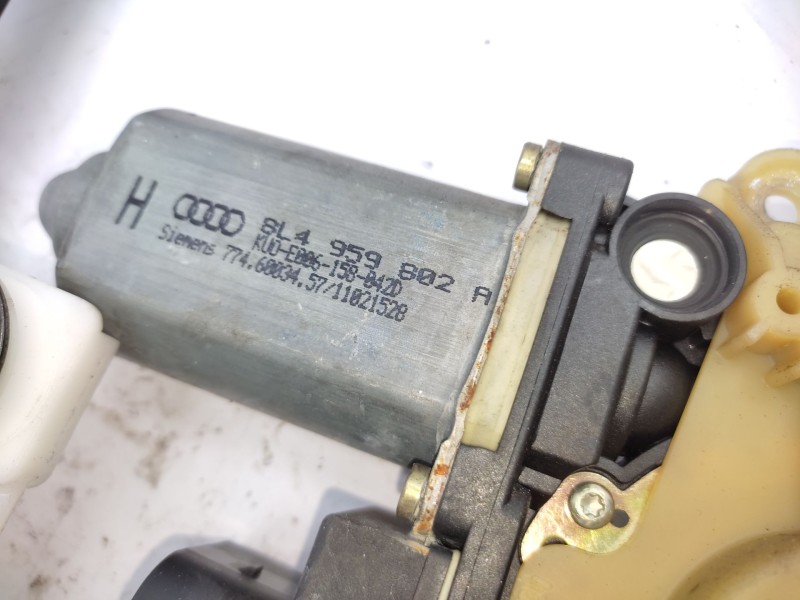 Elevalunas Trasero Derecho 8l4839462  - Audi A3 (8l1) 1.9 Tdi 5