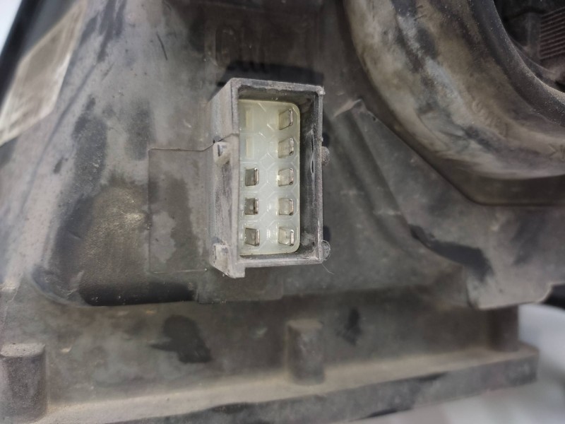 Faro Derecho 93321053 89308560 93175365 - Opel Meriva Cosmo 2