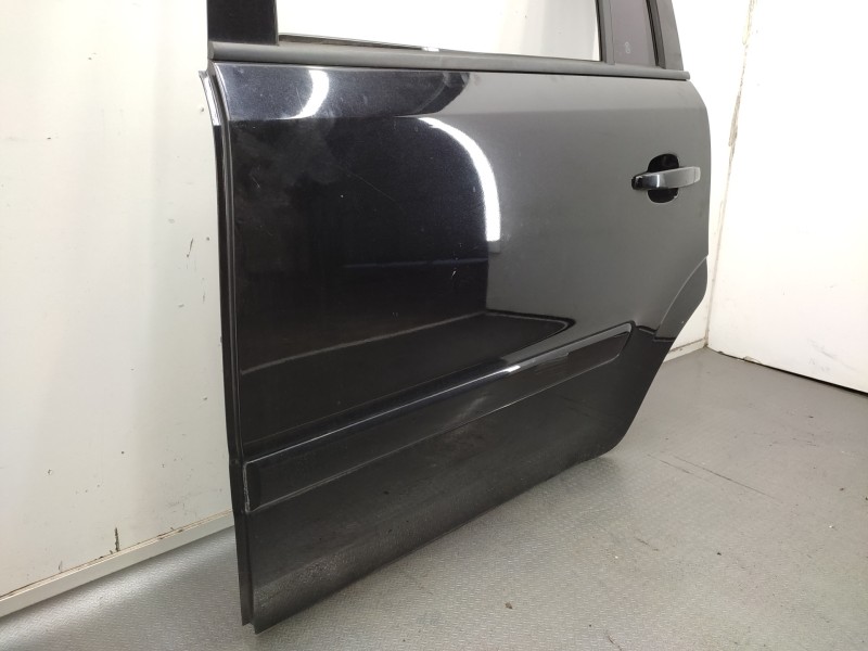 Puerta Trasera Izquierda 13203015  - Opel Zafira B Enjoy 2