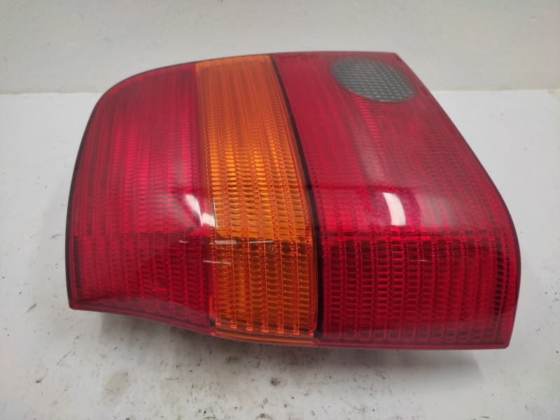 Piloto Trasero Izquierdo 6h0945111e  - Seat Arosa (6h1) Stella 4