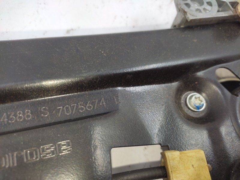 Elevalunas Trasero Derecho 6922320  - Bmw Serie 5 Berlina (e60) 525d 2