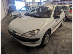 peugeot 206 berlina del año 2001