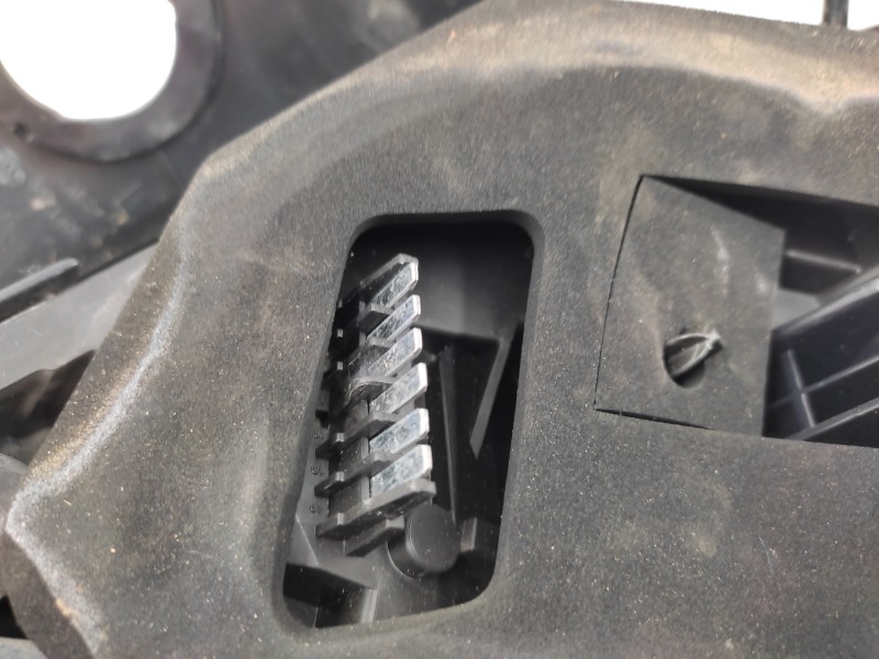 Piloto Trasero Izquierdo 13252443  - Opel Astra Gtc Cosmo 2