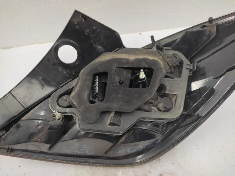 Piloto Trasero Izquierdo 13252443  - Opel Astra Gtc Cosmo 4