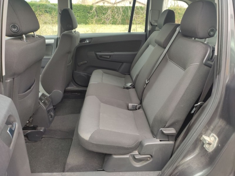 opel zafira / zafira family b (a05) del año 2009
