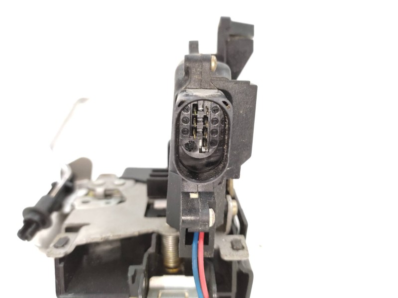 Cerradura Puerta Trasera Derecha 8e0839016c  - Audi A4 Berlina (8e) 2.0 5