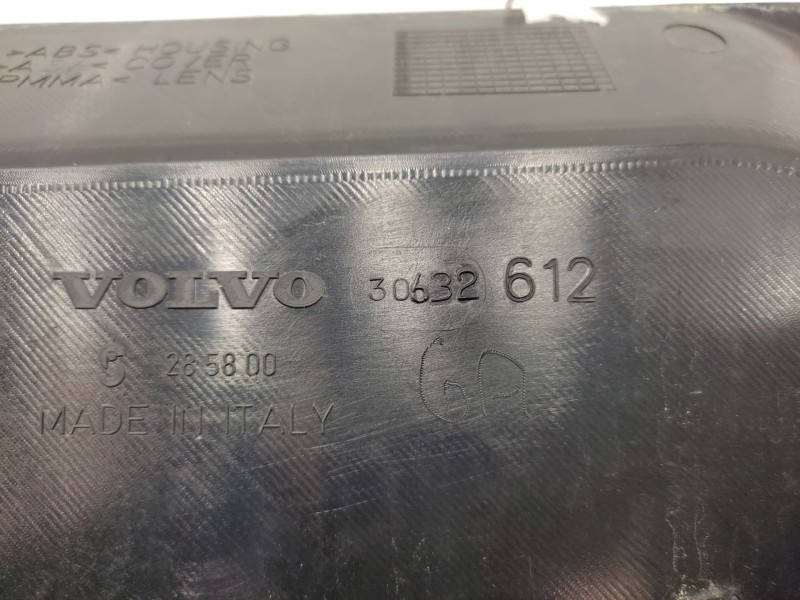 Piloto Trasero Central 30632612  - Volvo V40 Station Wagon (645) 1.6 3