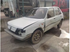 peugeot 205 furgoneta/hatchback del año 1996