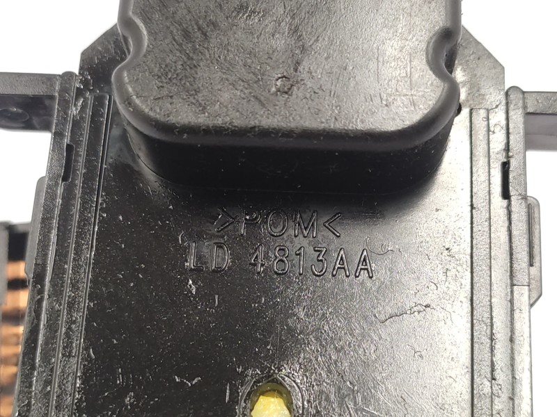 Mando Luces 8592208040  - Ssangyong Rodius Xdi 4