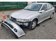 opel vectra b berlina del año 2001