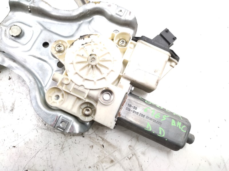 Elevalunas Delantero Derecho 6981002130 106089  - Toyota Corolla (e12) 1.6 16v 6