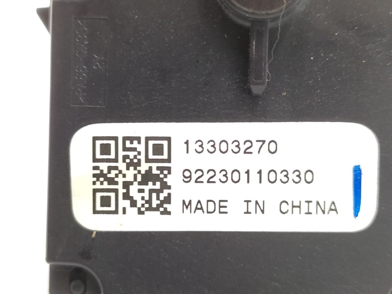Mando Limpia 13303270  - Opel Insignia Berlina 2.0 16v Cdti 3