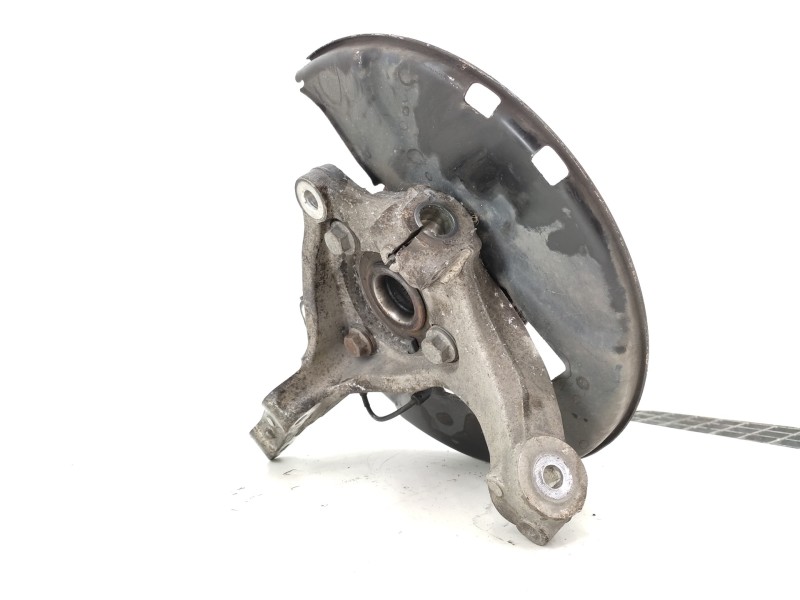 Recambio de mangueta delantera izquierda para opel insignia berlina 2.0 16v cdti referencia OEM IAM 13219080  