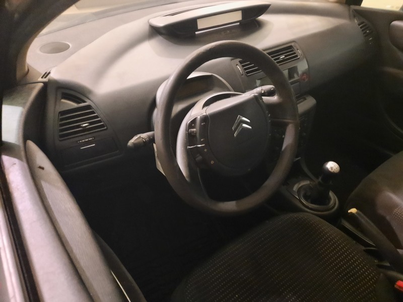 citroën c4 berlina del año 2007