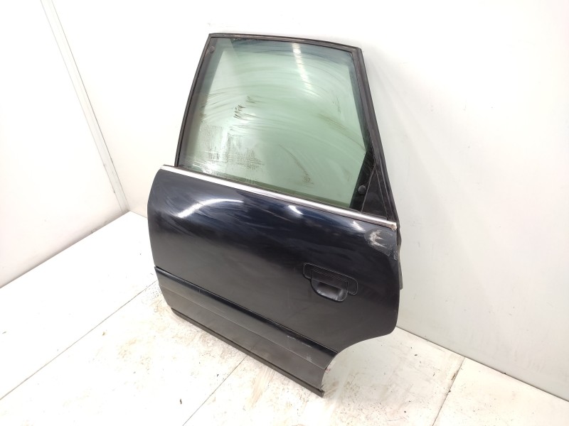 Puerta Trasera Izquierda 4b0833051  - Audi A6 Berlina (4b2) 1.8 20v 3