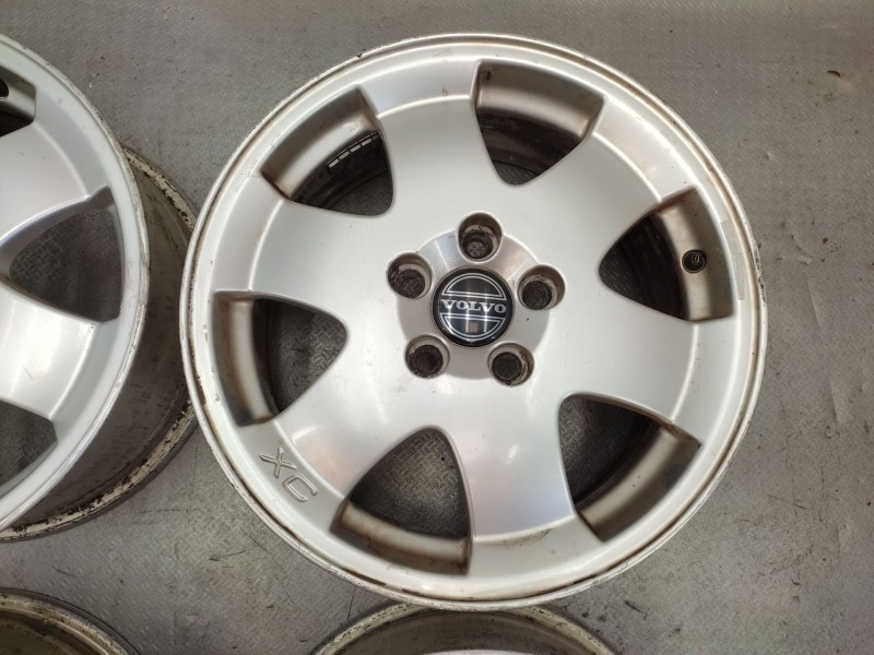 Recambio de juego llantas para volvo xc70 2.4 t awd cross country referencia OEM IAM 9499551  