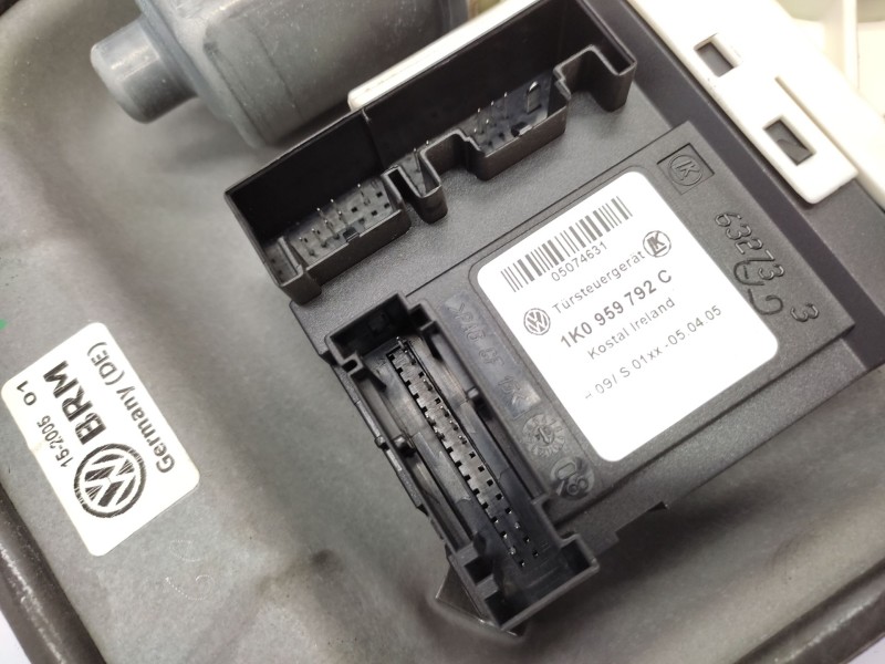 Elevalunas Delantero Derecho 5m1837402 5m0837462  - Volkswagen Golf Plus (5m1) 1.9 Tdi 3