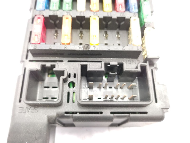 Caja Reles / Fusibles 8678449  - Volvo Xc90 I (275) D5 Awd 3