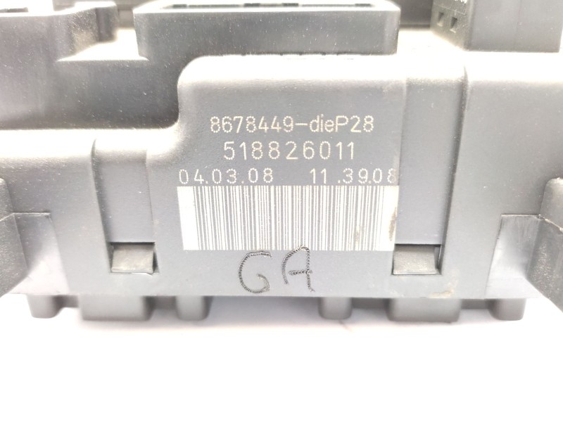 Caja Reles / Fusibles 8678449  - Volvo Xc90 I (275) D5 Awd 4