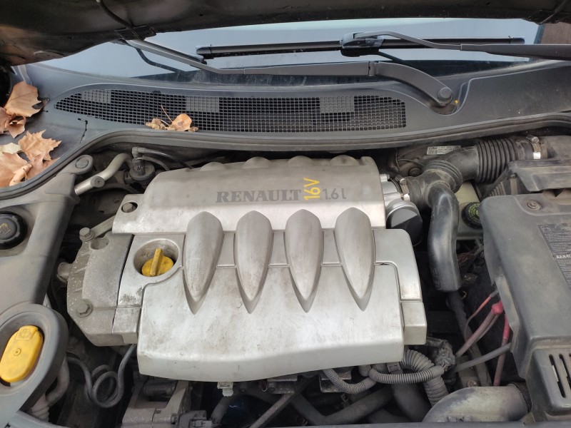 renault megane ii berlina 3p del año 2004