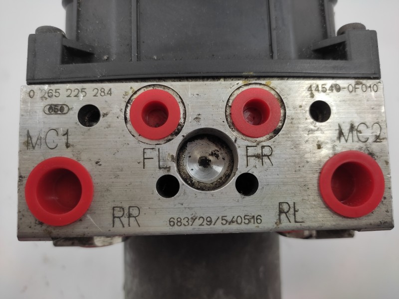 Abs 445400f010 0265225284 0265950130 Bosch - Toyota Verso Active 6