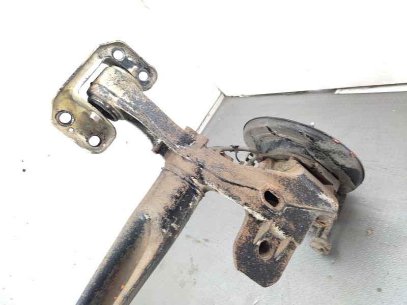 Puente Trasero 13319410  - Opel Astra J Lim. 1.7 16v Cdti 3