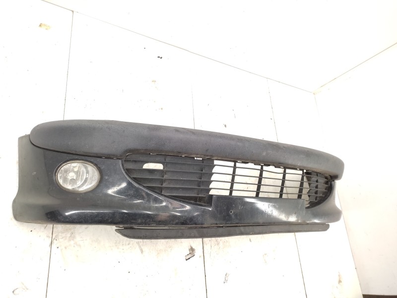 Recambio de paragolpes delantero para peugeot 206 berlina xs referencia OEM IAM 7401X9  