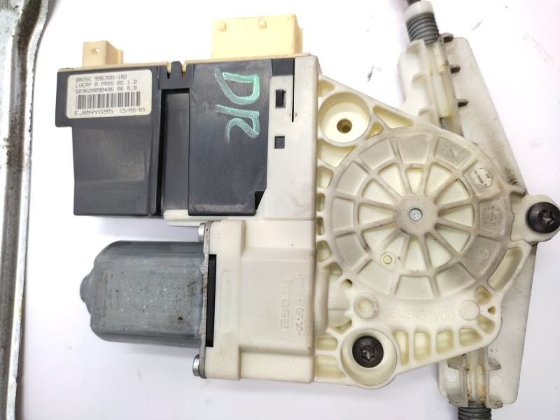 Elevalunas Delantero Derecho 996388102 9222v0  - Citroën C4 Berlina Vtr Plus 2