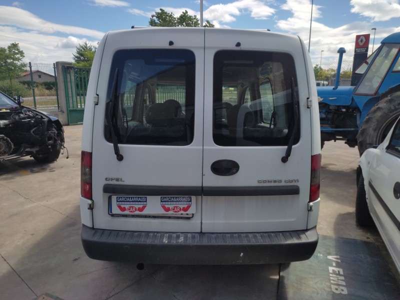 opel combo (corsa c) del año 2005
