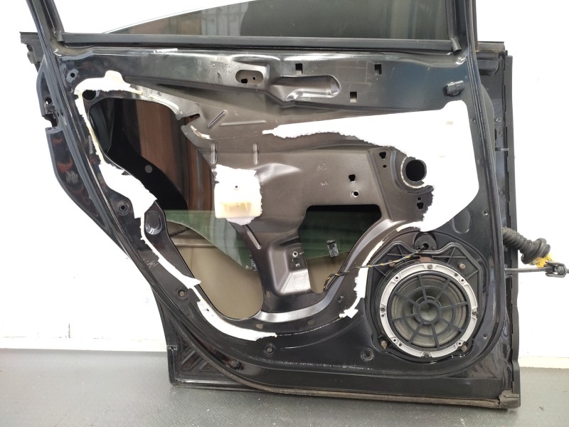 Recambio de puerta trasera izquierda para citroën c4 berlina vtr plus referencia OEM IAM 9006H8  