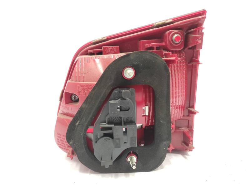 Piloto Trasero Izquierdo Interior 5n0945093g  - Volkswagen Tiguan (5n2) Advance Bluemotion 2