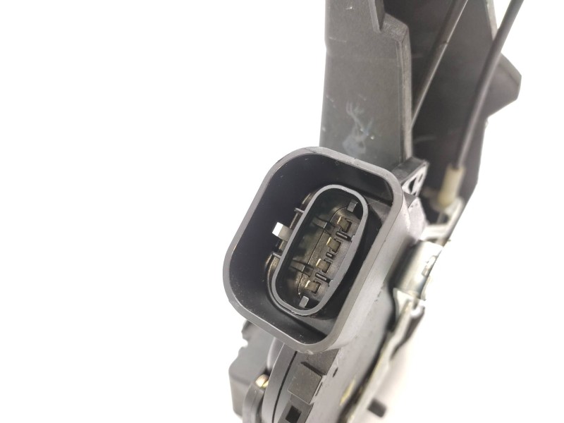 Cerradura Puerta Trasera Derecha 6933053021  - Lexus Is200 (gxe10) 2.0 Cat 4